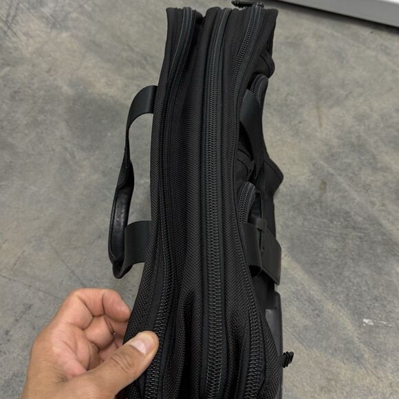 Tumi Alpha Expandable Briefcase Carry Laptop Bag Nylon Black 26160DH - Picture 7 of 15